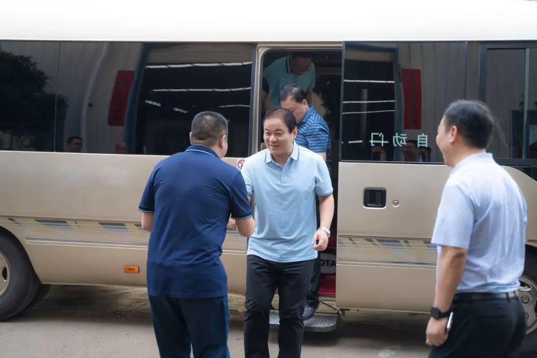 衡陽(yáng)市委副書(shū)記、市長(cháng)朱健一行赴朝陽(yáng)集團進(jìn)行考察